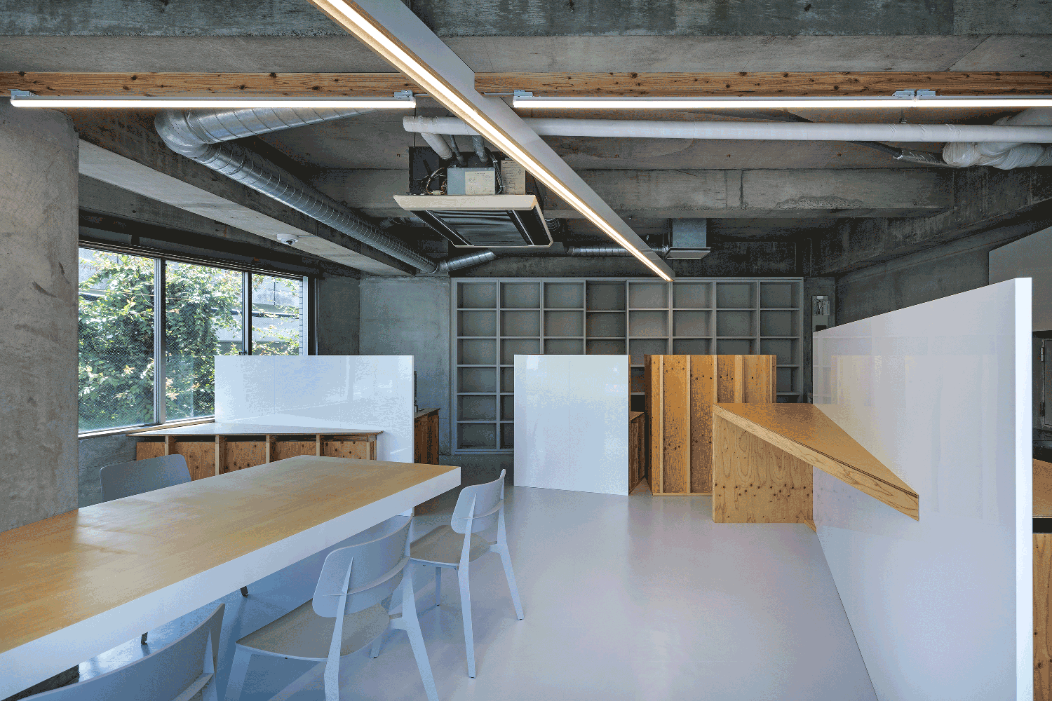 ゆりの木通り法律事務所の内観